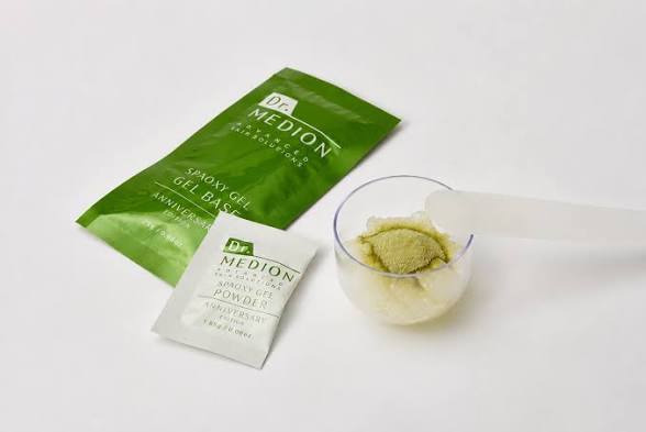 Dr. Medion Matcha CO₂ Gel Mask - Limited Edition Antioxidant Koolzuurhoudend Gelmasker met Japanse Matcha voor een Doffe, Verstopte & Onzuivere Huid