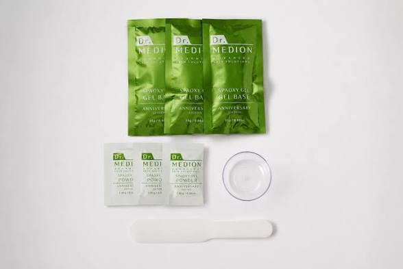 Dr. Medion Matcha CO₂ Gel Mask - Limited Edition Antioxidant Koolzuurhoudend Gelmasker met Japanse Matcha voor een Doffe, Verstopte & Onzuivere Huid